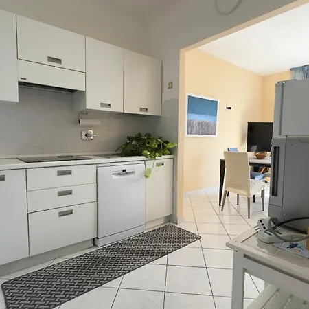 Appartement Riviera Sea Views From Every