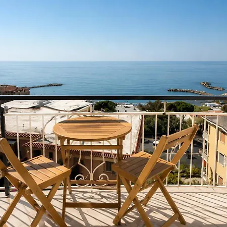 Riviera Sea Views From Every Apartmán *